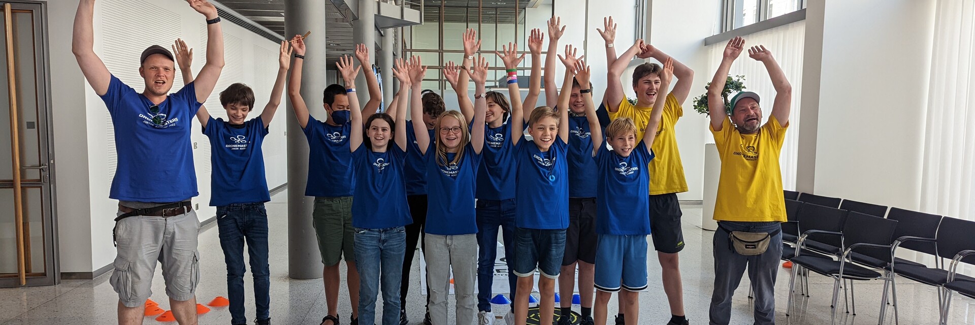 Graduation at the DroneMasters Academy Berlin Successful graduates of the DroneMasters Academy summer course